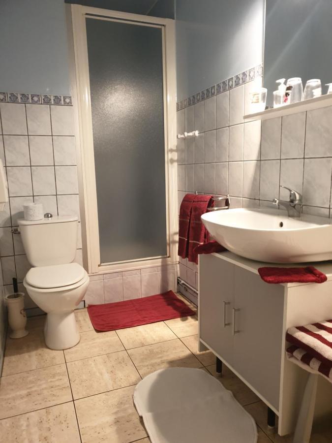 Les Garennes Bed & Breakfast Favières Exterior foto