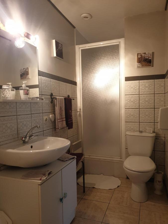 Les Garennes Bed & Breakfast Favières Exterior foto