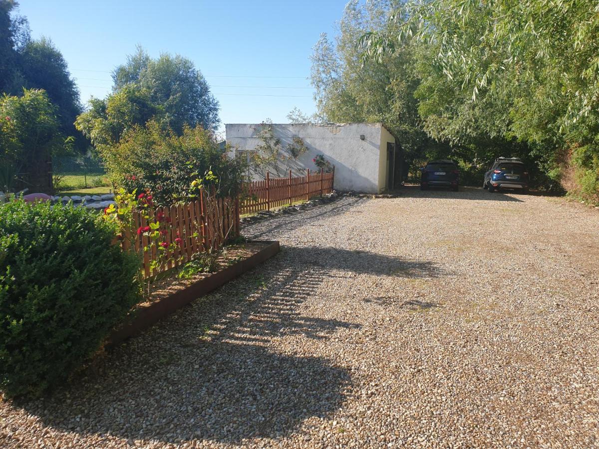 Les Garennes Bed & Breakfast Favières Exterior foto